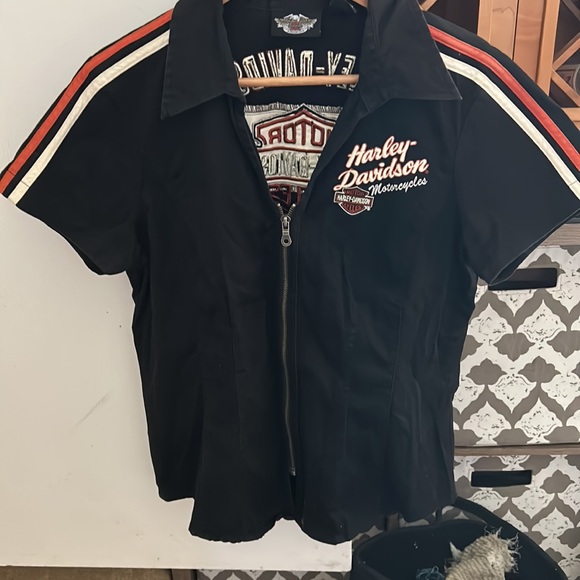 Harley Davidson women’s top item large armpit to armpit 19” length 24” - Picture 4 of 6